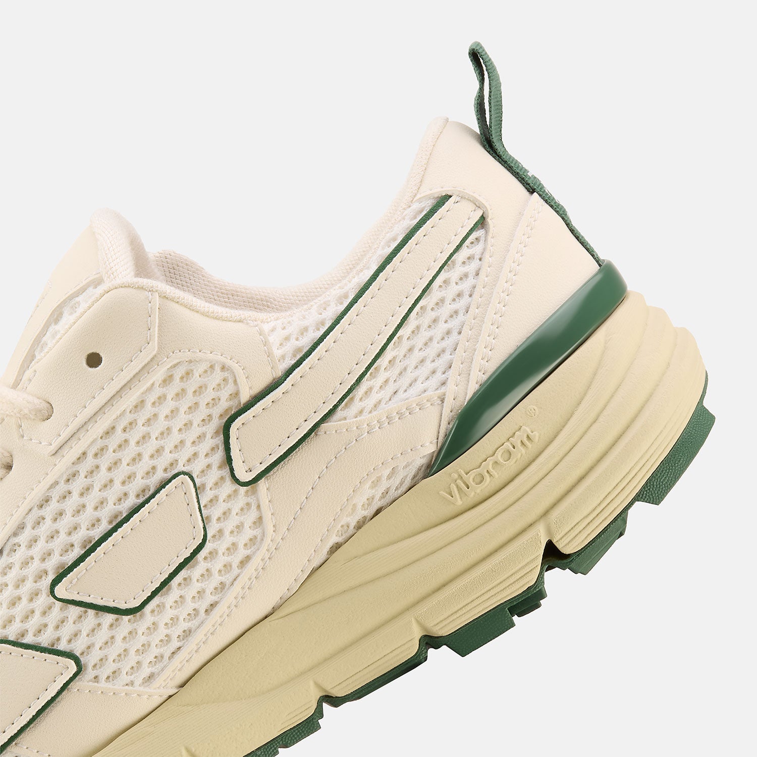 M01 Atlas - Jade – SAYE M01 Atlas - Jade – SAYE