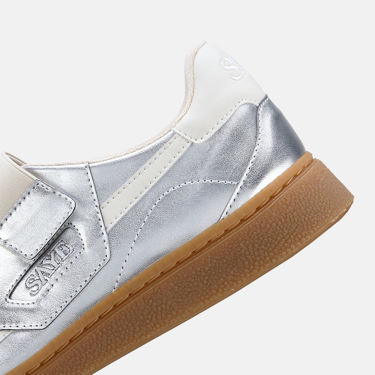 M70 Muse - Silver