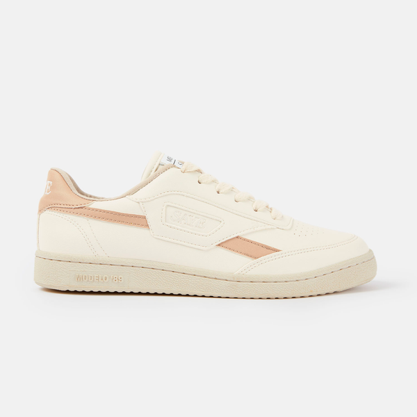 M89 Icon - Almond