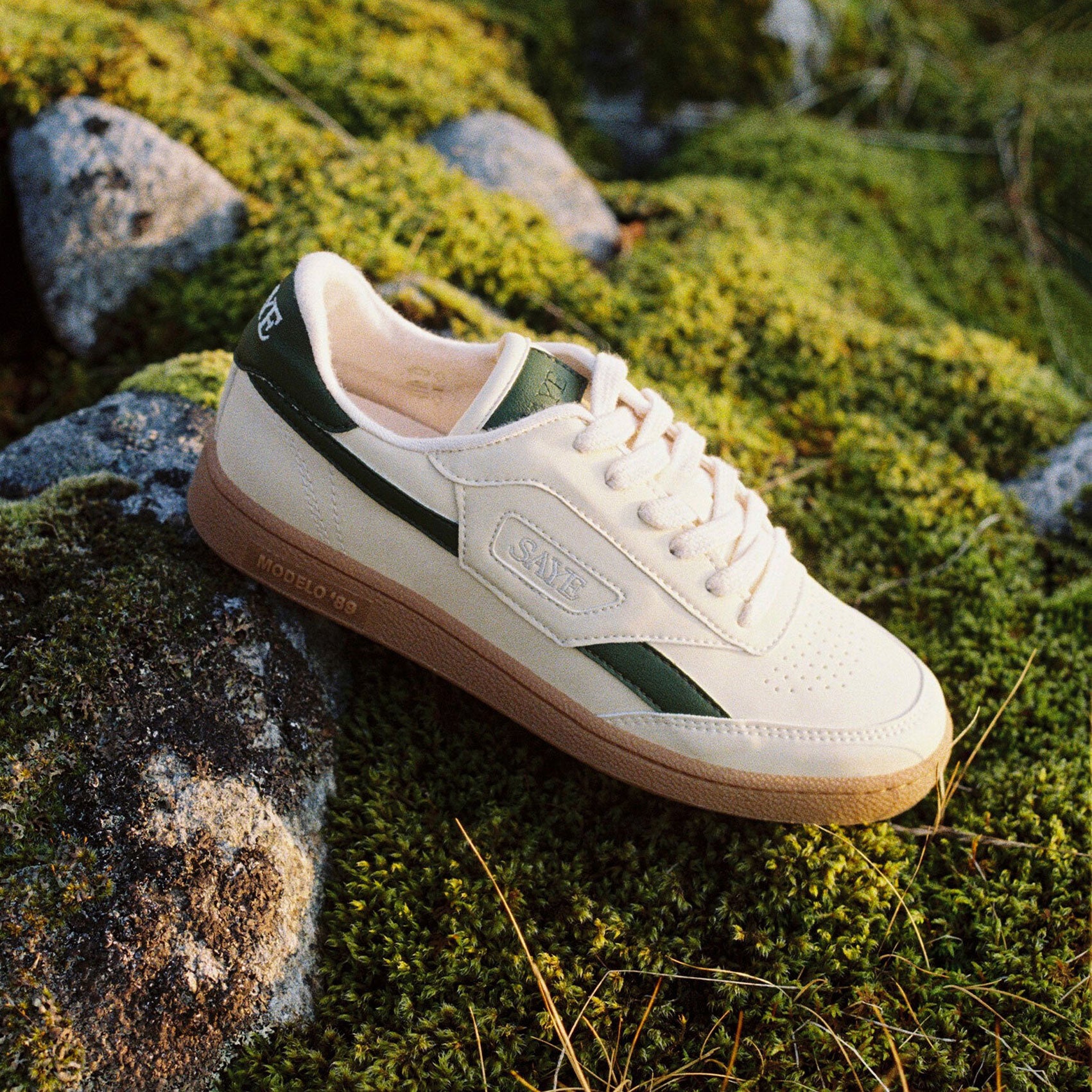 Saye Device SAYE | Sustainable Sneakers